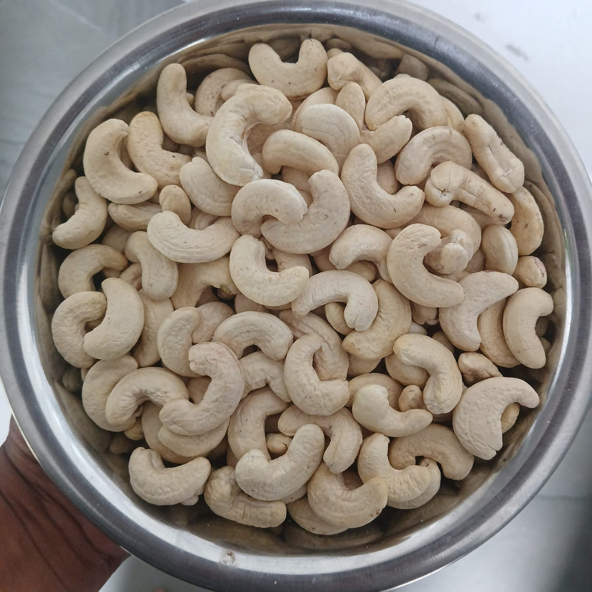 cashew w240